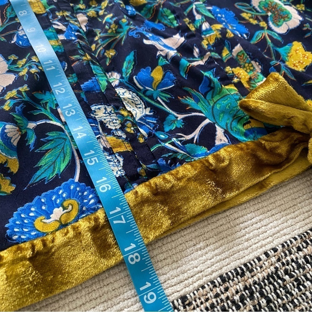 Anthropologie Blue Floral Clara Gold Velvet-Trimmed Pajama Lounge Top Small - Picture 16 of 16